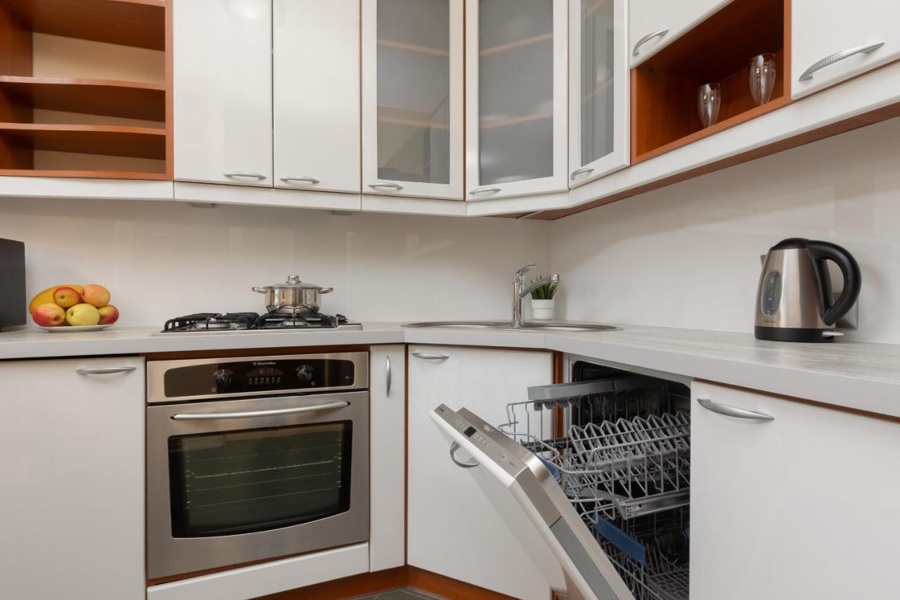 Spacious & Quiet 1 Bedroom Apartment In Pruszkow By Noclegi Renters Exteriér fotografie