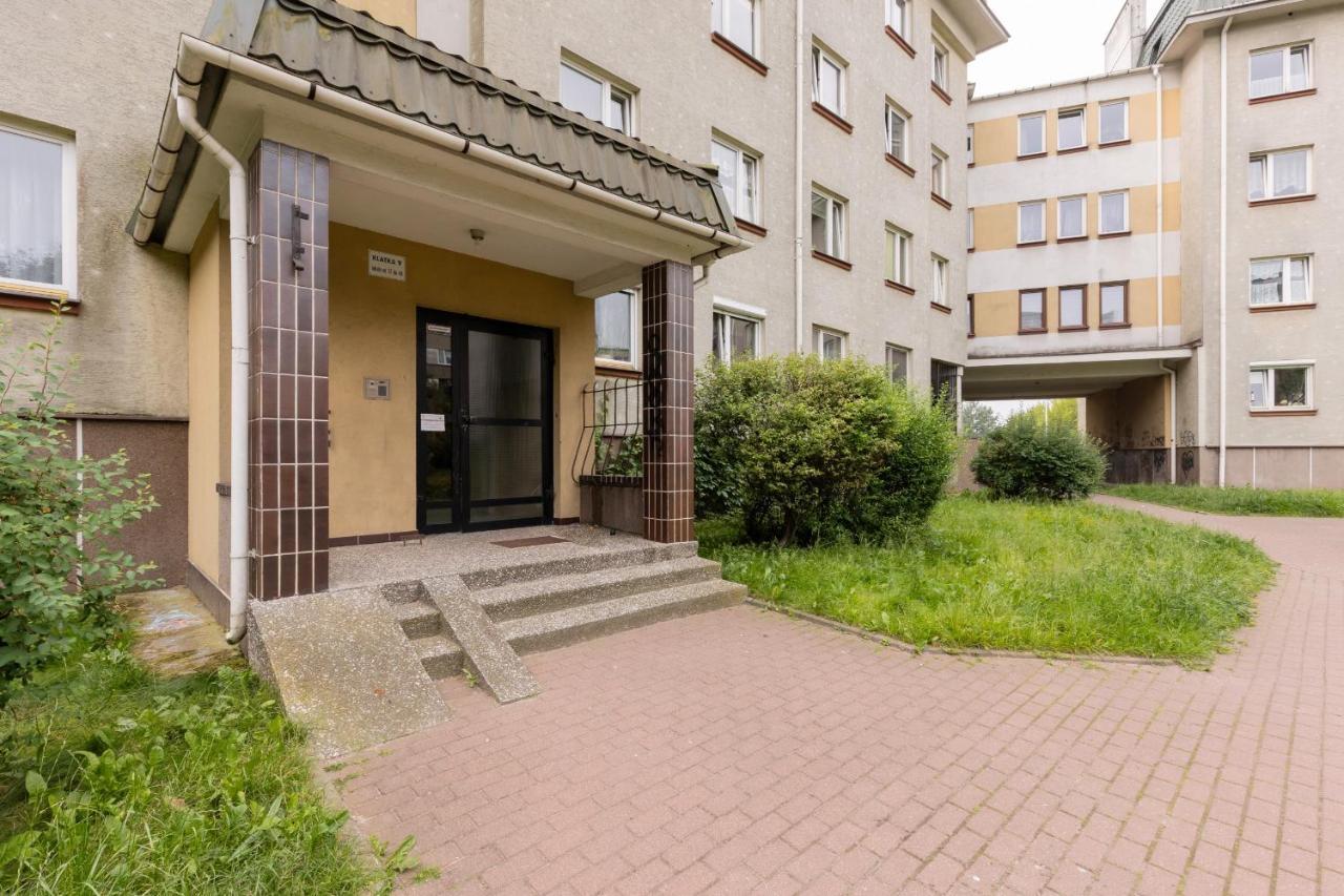 Spacious & Quiet 1 Bedroom Apartment In Pruszkow By Noclegi Renters Exteriér fotografie