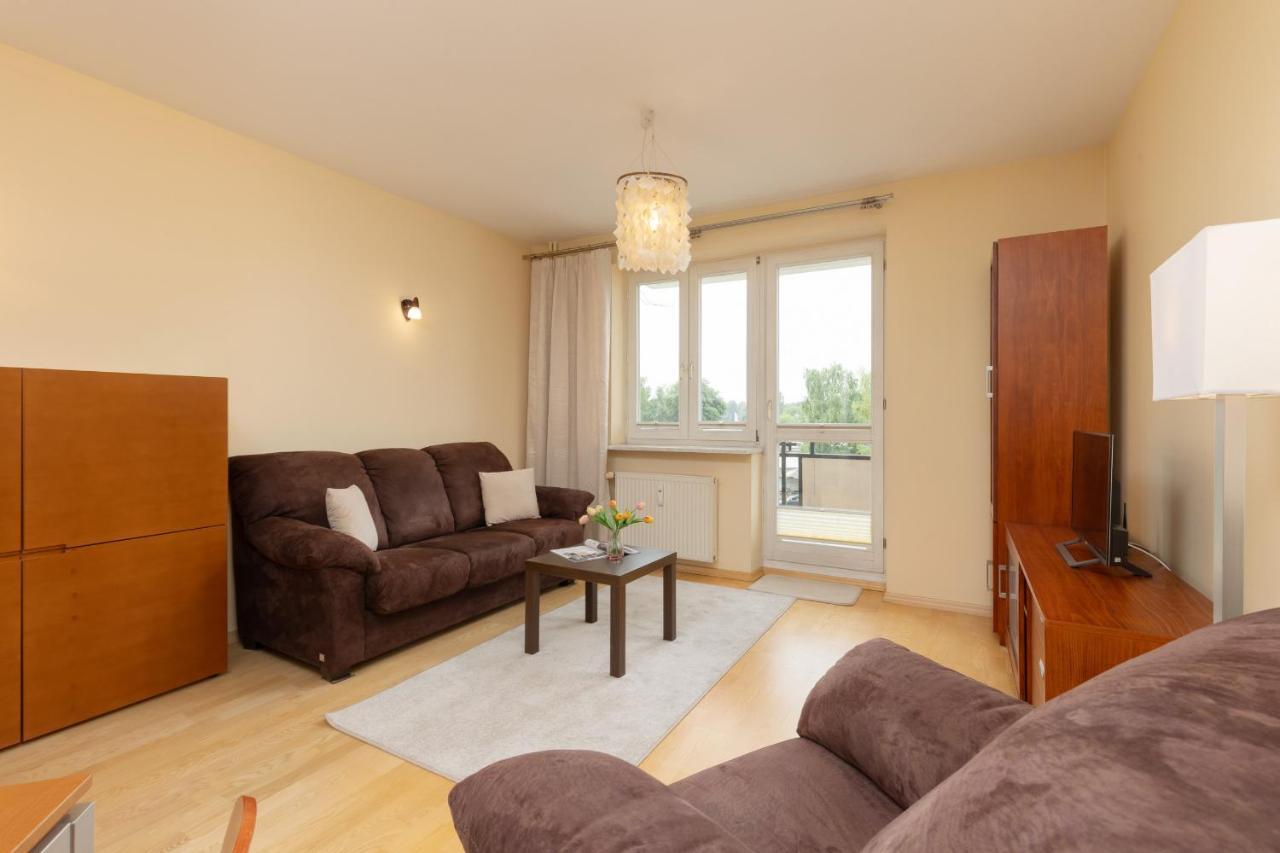 Spacious & Quiet 1 Bedroom Apartment In Pruszkow By Noclegi Renters Exteriér fotografie