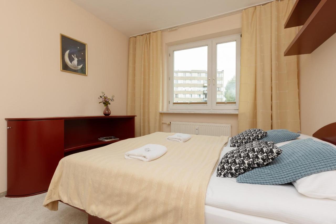 Spacious & Quiet 1 Bedroom Apartment In Pruszkow By Noclegi Renters Exteriér fotografie