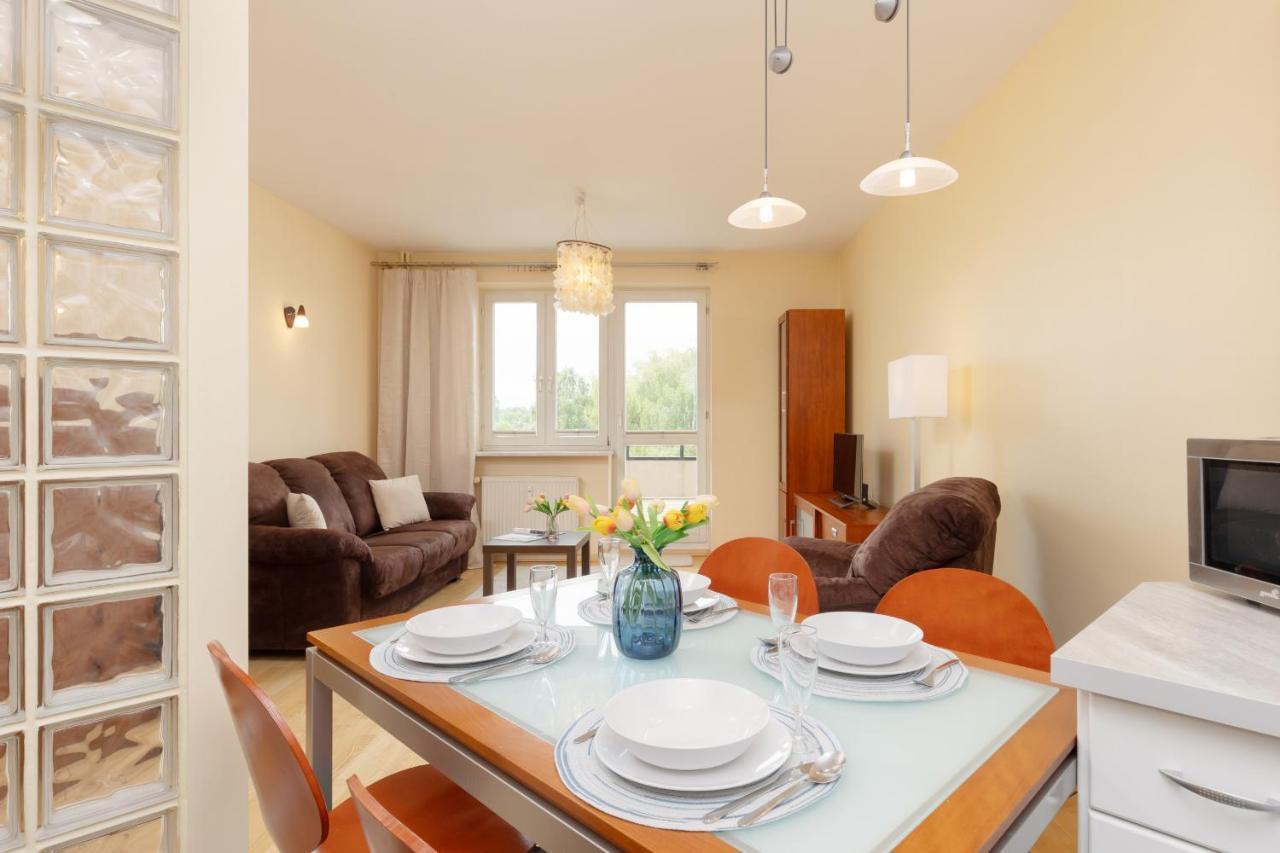 Spacious & Quiet 1 Bedroom Apartment In Pruszkow By Noclegi Renters Exteriér fotografie